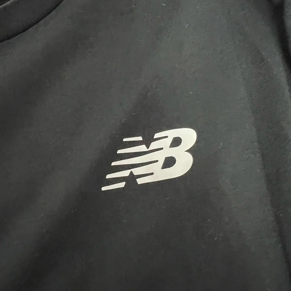 Men’s New balance tshirt - Picture 4 of 4
